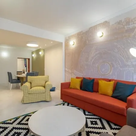 Apartament Superb 1bd In Center