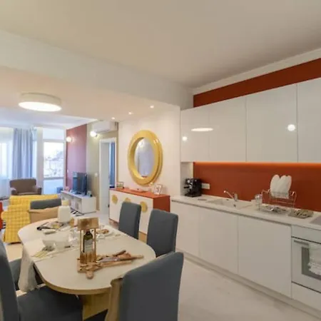 Superb 1bdr In Center Апартамент София